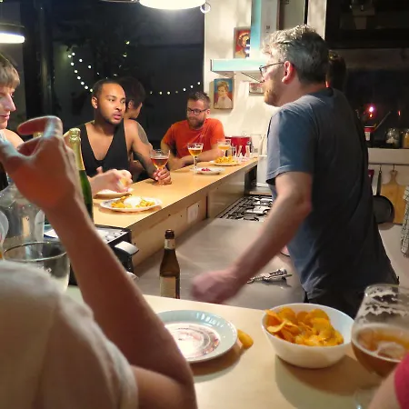 Hostel Backpackers *